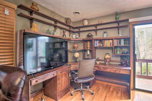 Luxury Asheville Home With Game Room, Fire Pit And Deck