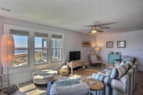 41057-2 Hwy 12 Islander Condo