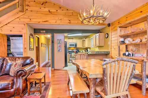 Cabin With Deck Hike And Ski The Blue Ridge Mountains