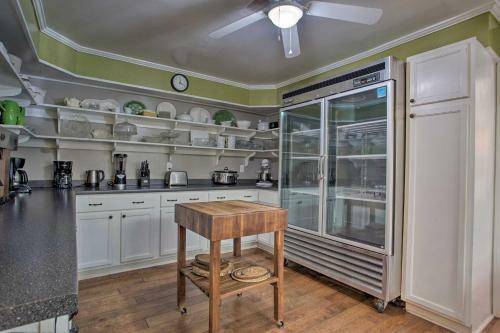 Historic Brevard Home With Deck, Walk Downtown!