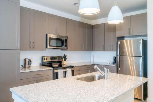 Apartamento Viagem Delightful 1br Bright With Balcony