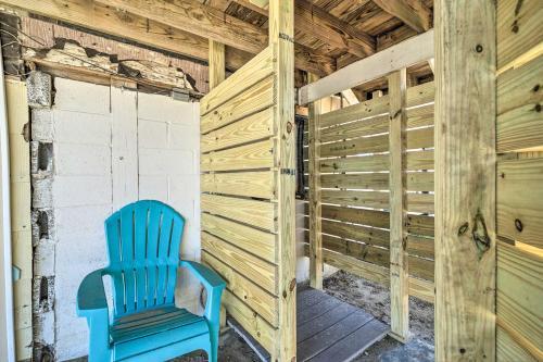 Island Time Cottage With Grill, Walk To Beach