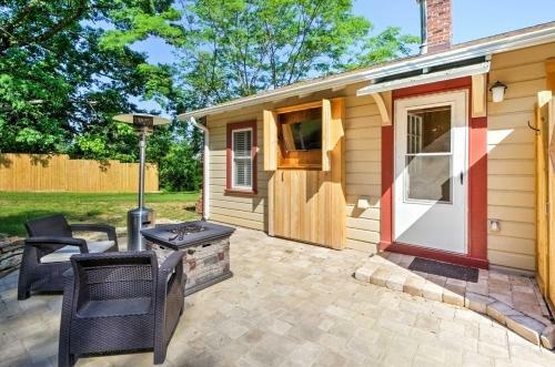 Remodeled Swannanoa Cottage With Sauna, Yardandfire Pit