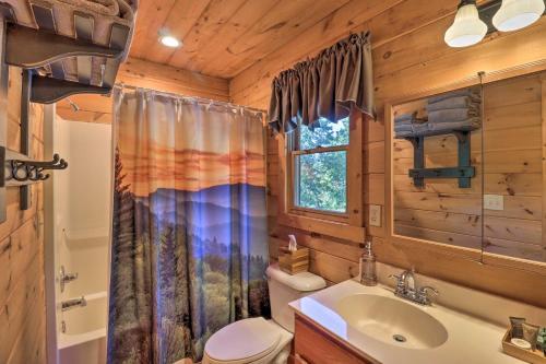 Summits End Hideaway With Grill And Hot Tub!