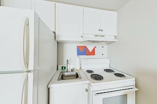 Apartamento Historic District Condo With River Views & Balcony Condo