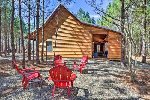 The Breeze Forested Oasis With Hot Tub And Deck!