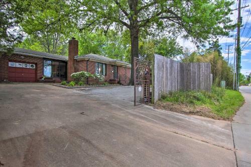 Tulsa Cottage With Yard - 1 Block To Philbrook!
