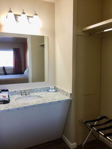 Hotel Downtown Motel Woodward