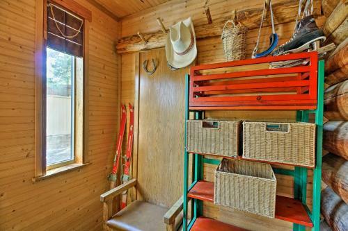 Private Log Cabin In Bend With Deschutes River View!