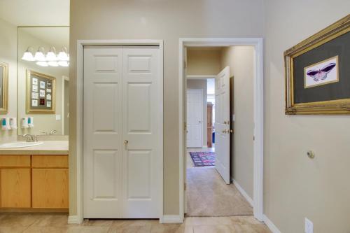 River Ridge Two-bedroom Condos