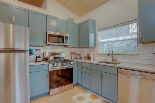 Mod Pod Home