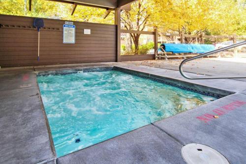 Zridge Condo 42