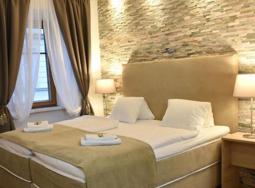Hostal Hotel Gasthof Torwirt