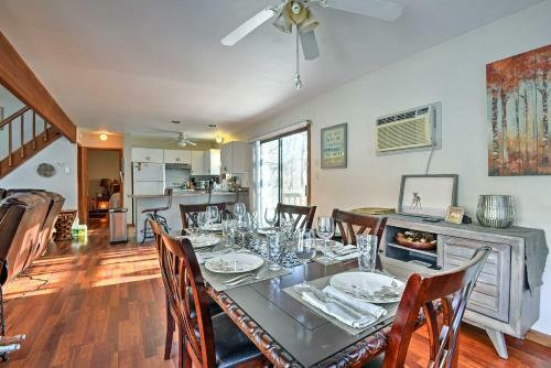 Poconos Home With Fire Pit, Hot Tub, Deck And Grill!