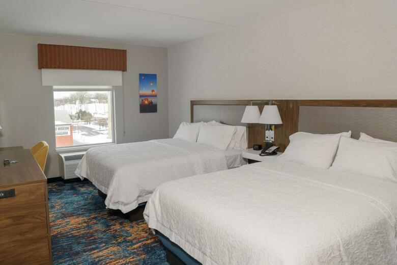 Hotel Hampton Inn & Suites Erie Bayfront