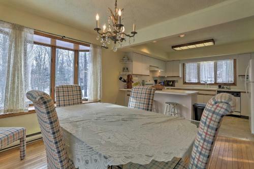 Big Bass Resort Home Deck, Beaches And More!