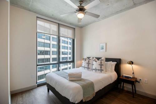 Apartamento Luxury Retreat + Amenitized Building