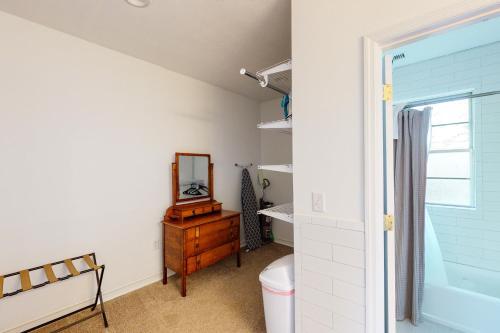 652 Windermere