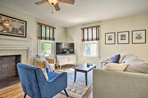 Luxe Updated Greenville Home With Yard Near Downtown!
