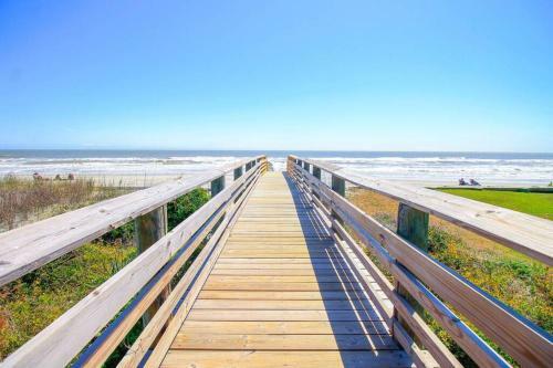 1120 E Arctic Ave - Neptune's Folly - Ocean View