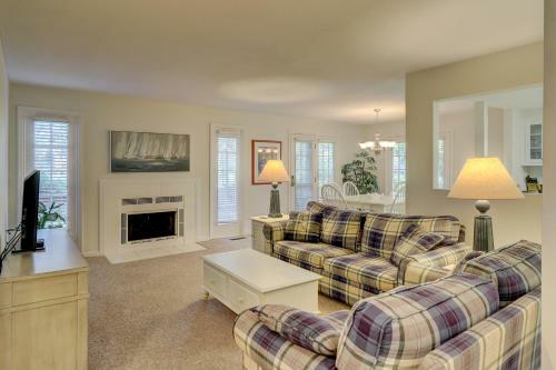 2 Bed 2 Bath Villa In Island,shipyard - Hilton Head