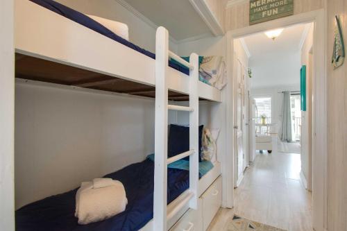 Updated Hilton Head Villa With Pool Steps To Beach!