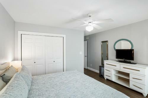 4523 Parkside Villa