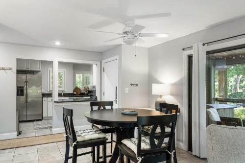 4523 Parkside Villa