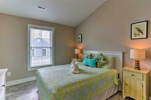 Myrtle Beach Home With Pool Access - Walk To Beach!