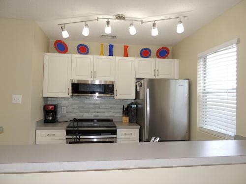 Hotel Beach Vacation Condos South