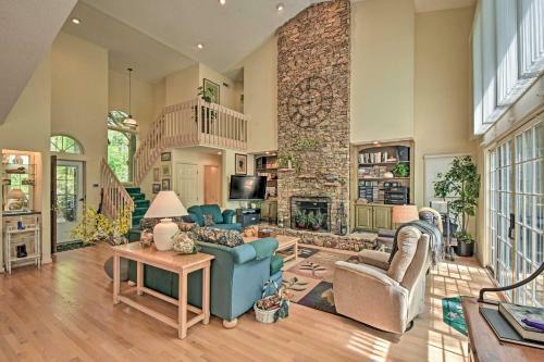Idyllic Lakefront Westminster Home With Private Dock