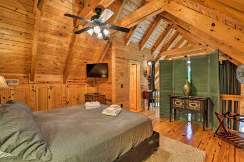 Lakefront Keowee Retreat With Dock About 14 Mi To Clemson