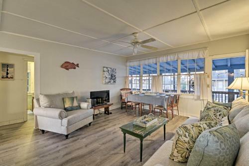 Pawleys Island House With Dock - Steps To Beach!