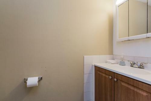 Cozy 2bd Nashville Home Close To Restaurants