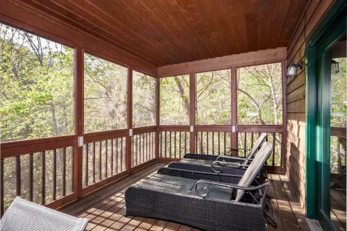 Glori's Retreat