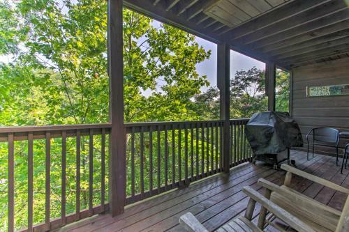 Pigeon Forge Resort Studio Cabin On Dollywood Ln!