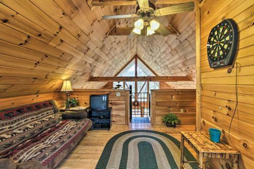 Rustic Pigeon Forge Mtn Cabin With Hot Tub And Views!