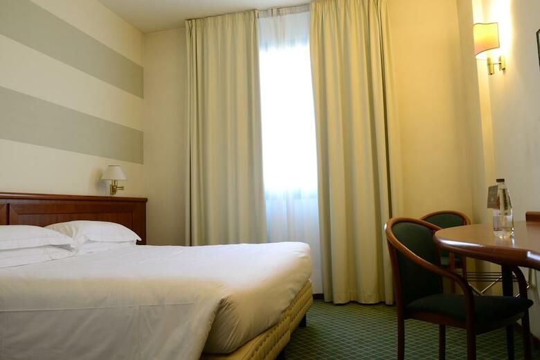 Eurogarden Hotel