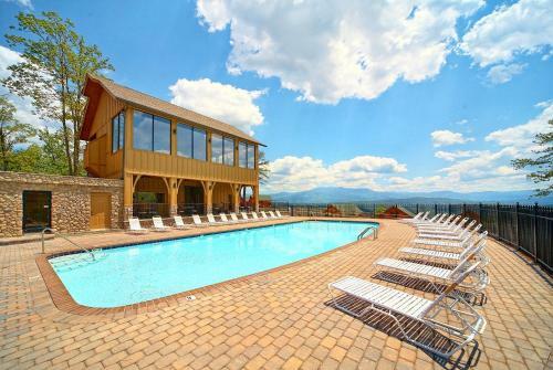 Tennessee Treasure #232 By Aunt Bug's Cabin Rentals