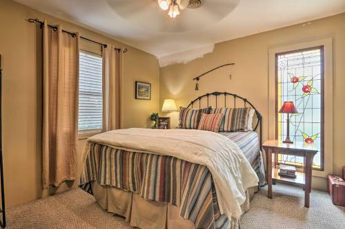 Apartamento Smoky Mtn Retreat On River With Fire Pit And Deck