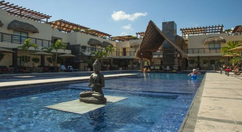 Hotel La Divina By Aldea Thai