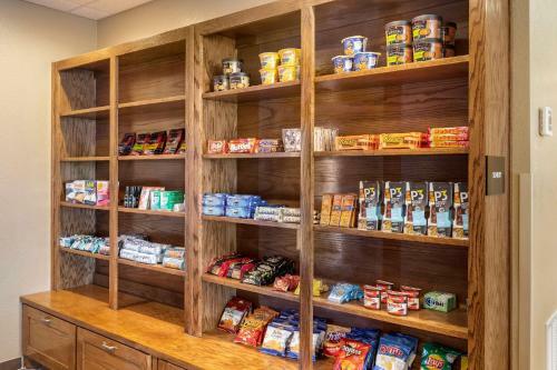 Hotel Comfort Inn & Suites