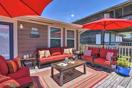 Cozy Galveston Home With Deck - Walk To The Beach!