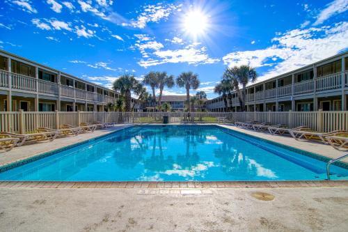 Apartamento Courtyard #220 Condo