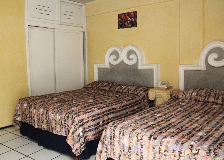 Hotel Suites Elia Noemi