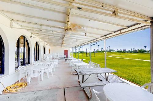 Long Island Village Unit 819 Oyster Island Breeze