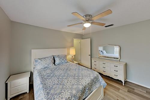 Apartamento Chic Old Rockport Getaway - Walk To Beach! Duplex