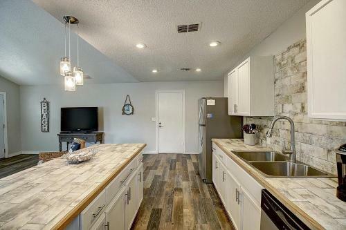 Mermaid's Landing Cottage
