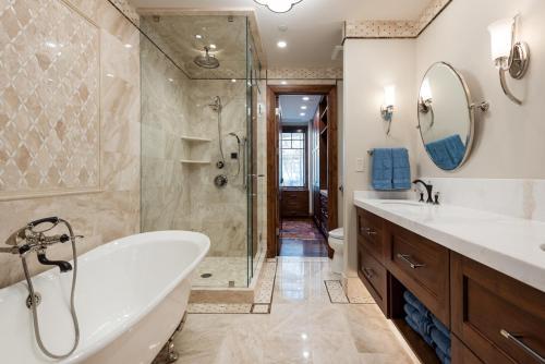 Silver Strike Lodge #201 - 2 Bed