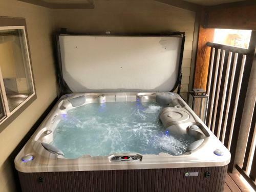 Ski Haven Elegant Spacious Townhome W Private Hot Tub